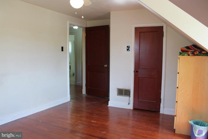 146 Buckwalter Road Lancaster, PA 17602 - Photo 16 of 38