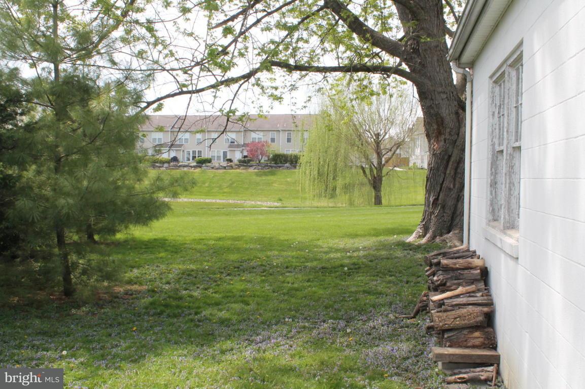 146 Buckwalter Road Lancaster, PA 17602 - Photo 21 of 38
