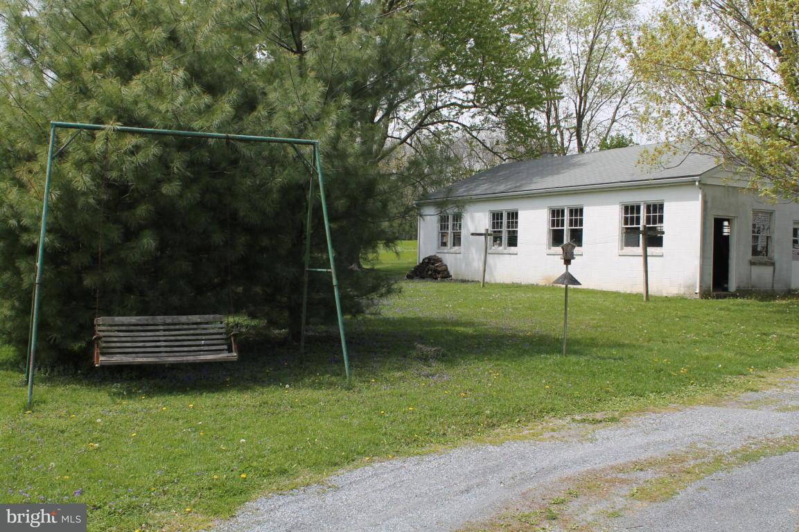 146 Buckwalter Road Lancaster, PA 17602 - Photo 27 of 38