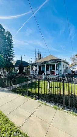 $950,000 | 2944 6th Street, Riverside, CA 92507