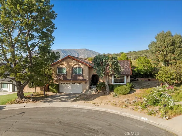 $1,199,999 | 7125 Lonzo Street, Tujunga, CA 91042