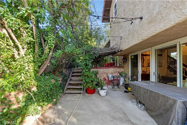 $1,199,999 | 7125 Lonzo Street, Tujunga, CA 91042