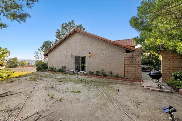 $1,199,999 | 7125 Lonzo Street, Tujunga, CA 91042