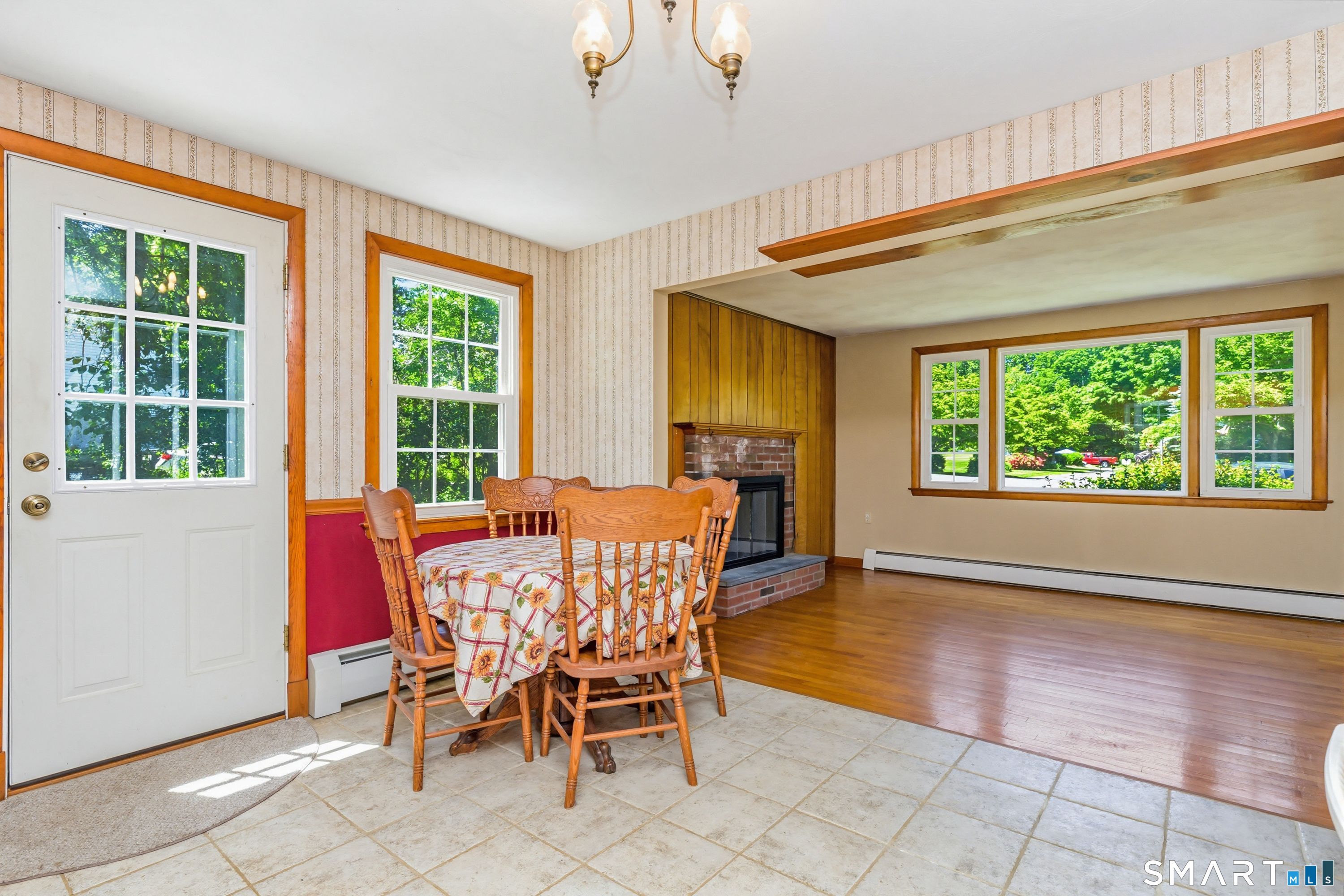 116 Morris Hubbard Road Haddam, CT 06441 - Photo 7 of 40