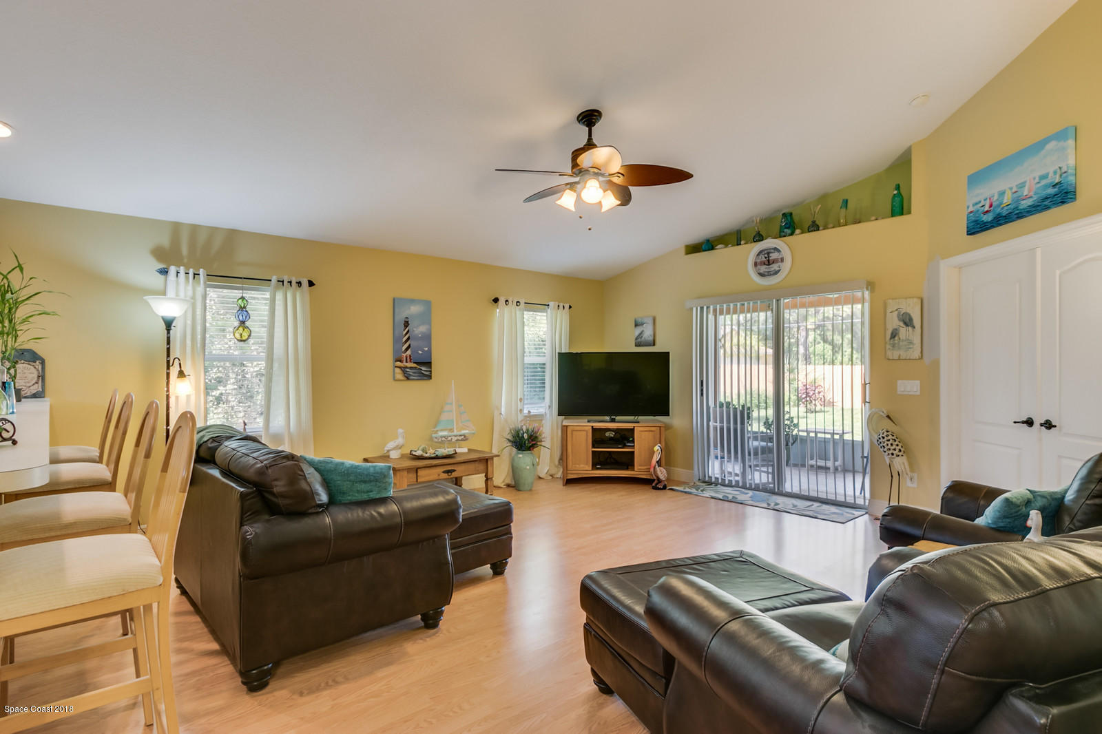 1484 Saxony Road Southwest Palm Bay, FL 32908 - Photo 10 of 21 Family room