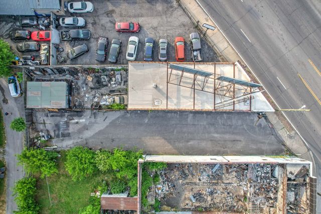 a view of entryway front of house