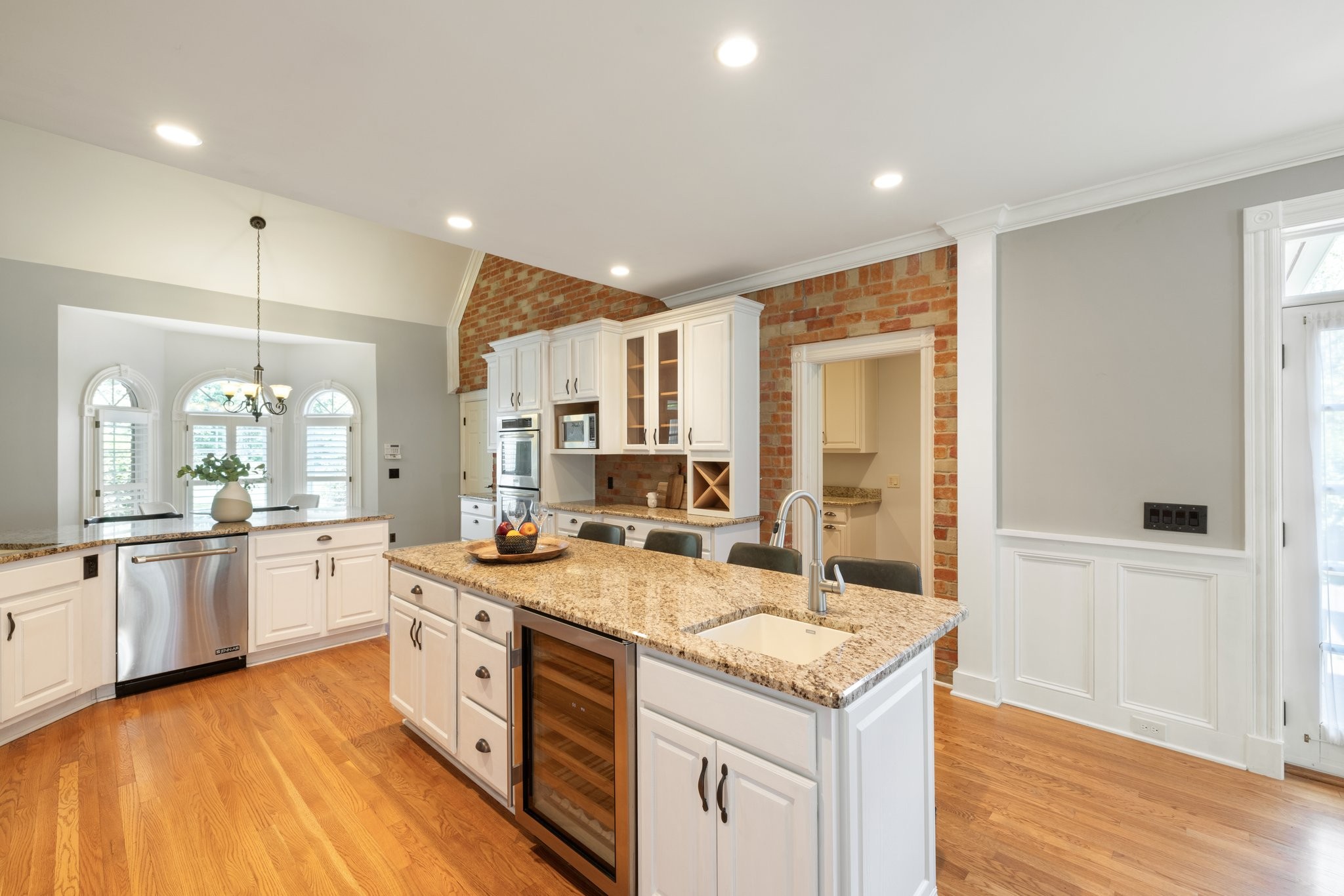 208 Lake Ridge Court Franklin, TN 37069 - Photo 13 of 70 Gallery Image 13