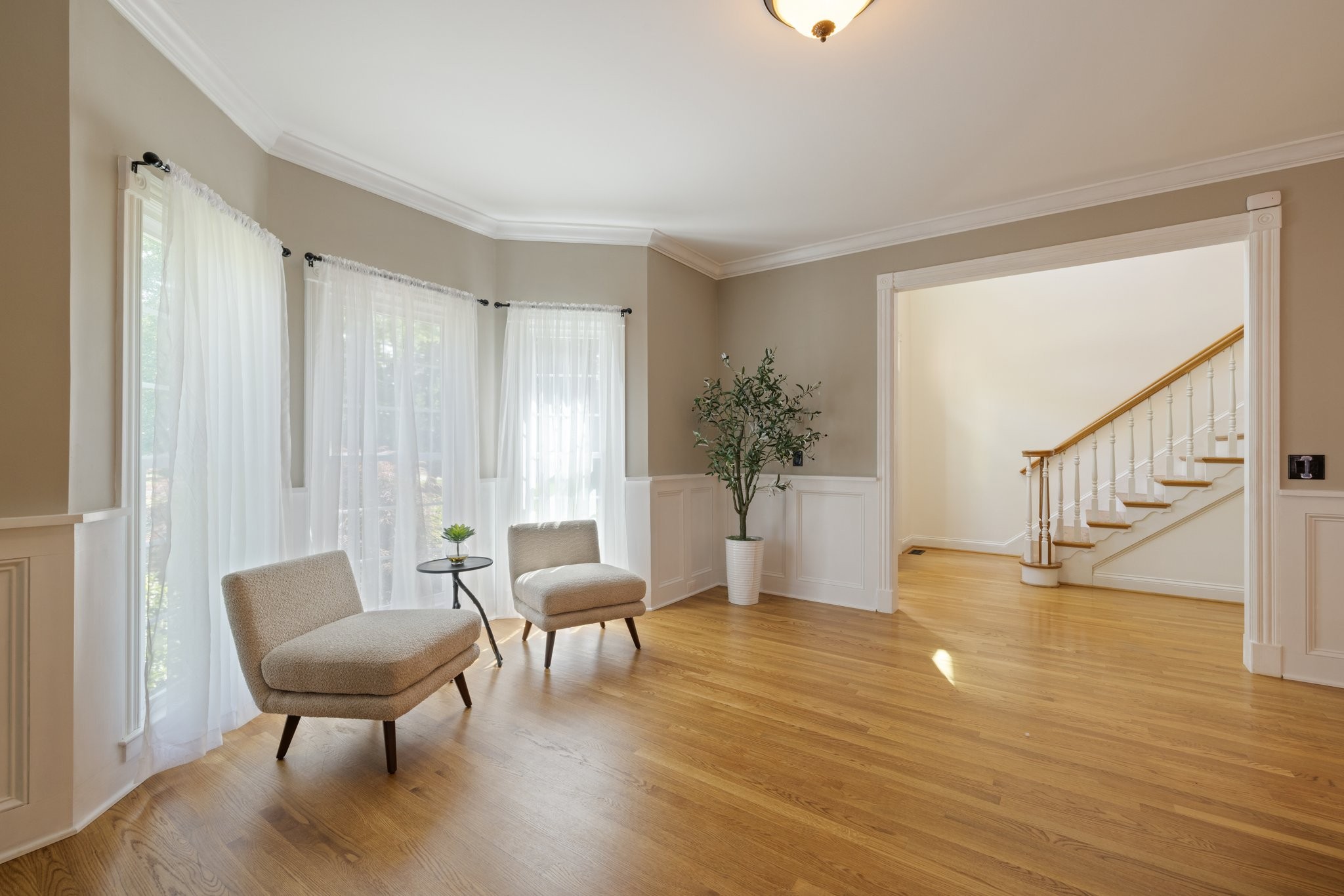 208 Lake Ridge Court Franklin, TN 37069 - Photo 4 of 70 Gallery Image 4