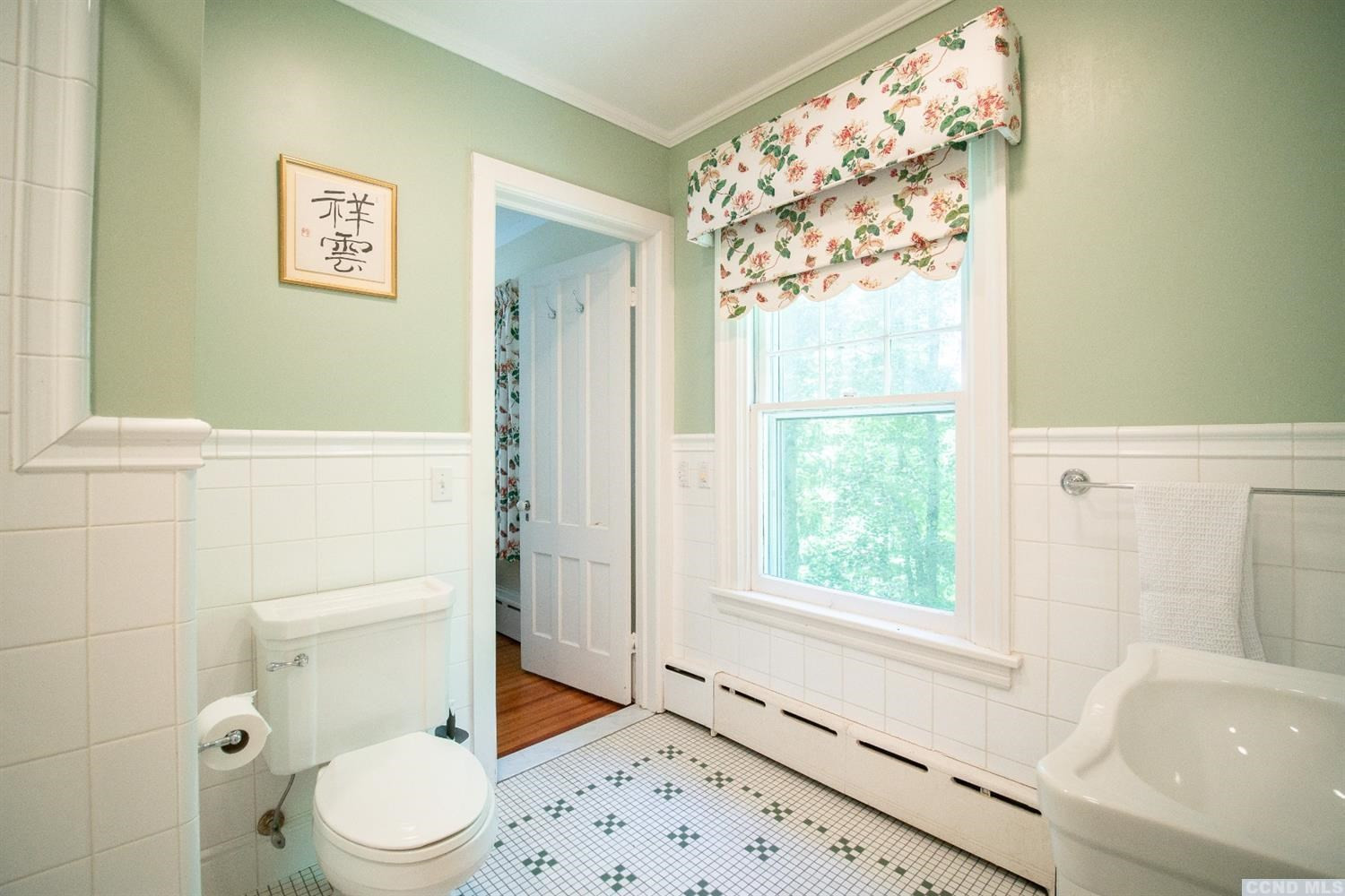 53 Methodist Hill Road Rensselaerville, NY 12147 - Photo 15 of 35 a bathroom with a toilet sink and tub