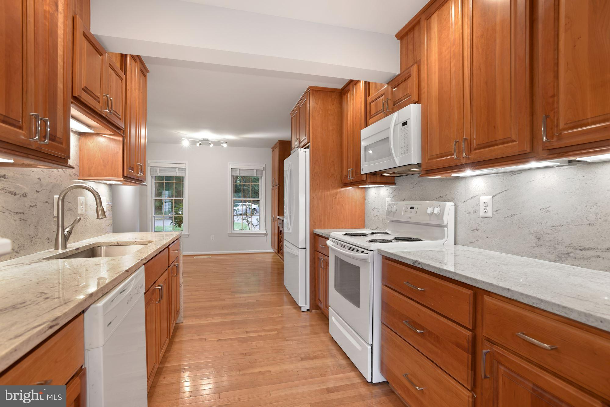 2263 Double Eagle Court Reston, VA 20191 - Photo 14 of 33 Galley style kitchen