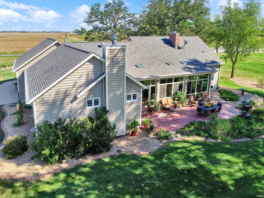 5905 Quercus Grove Road Edwardsville, IL 62025 - Photo 2 of 74