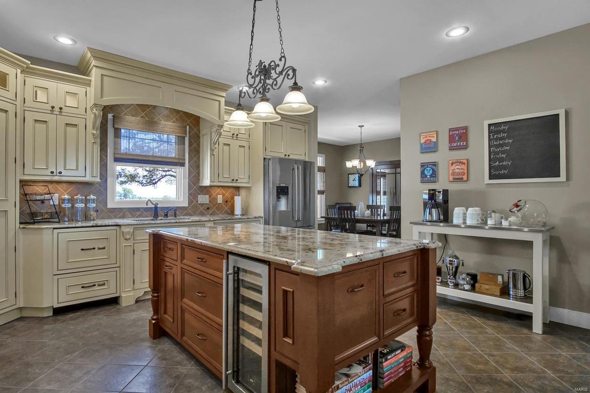 5905 Quercus Grove Road Edwardsville, IL 62025 - Photo 18 of 74