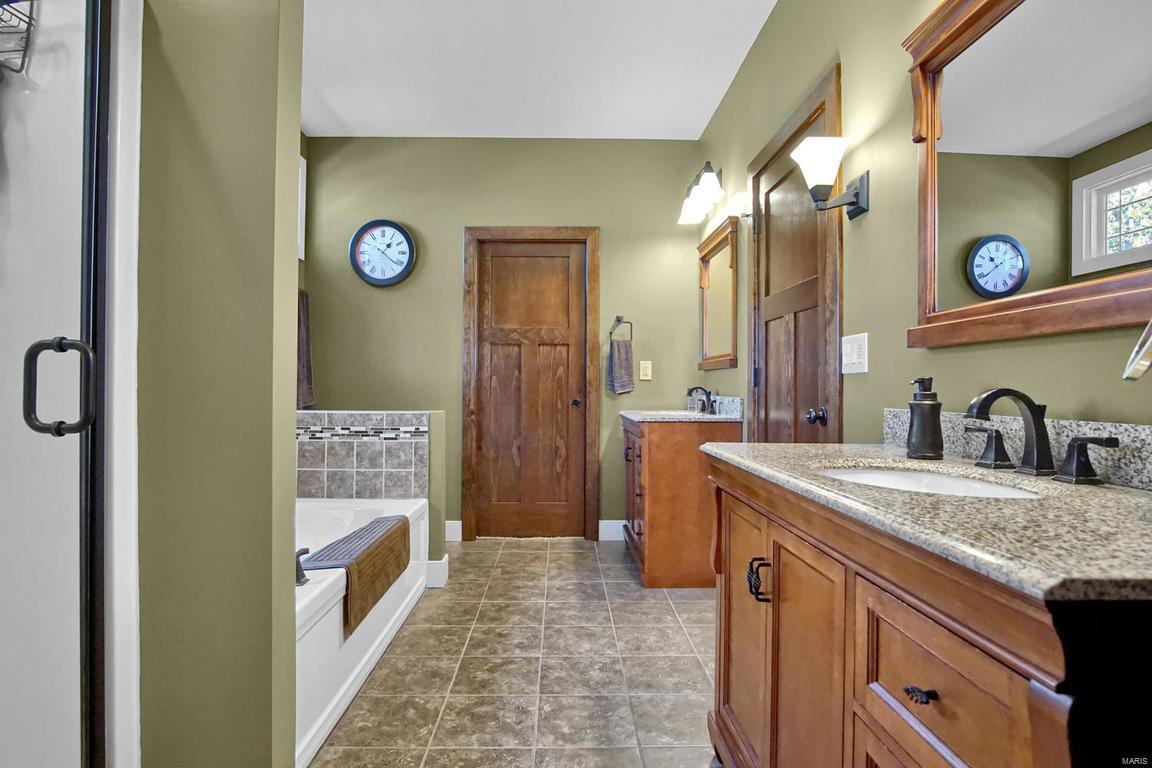 5905 Quercus Grove Road Edwardsville, IL 62025 - Photo 28 of 74