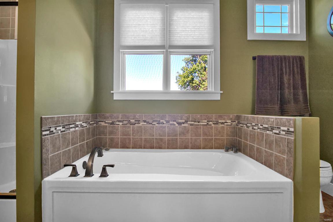 5905 Quercus Grove Road Edwardsville, IL 62025 - Photo 32 of 74