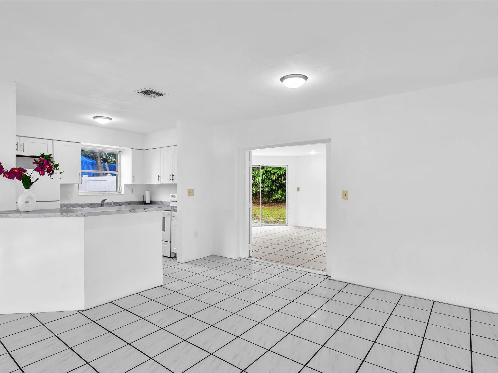 7971 Northwest 16th Street Pembroke Pines, FL 33024 - Photo 7 of 23 Photo 7