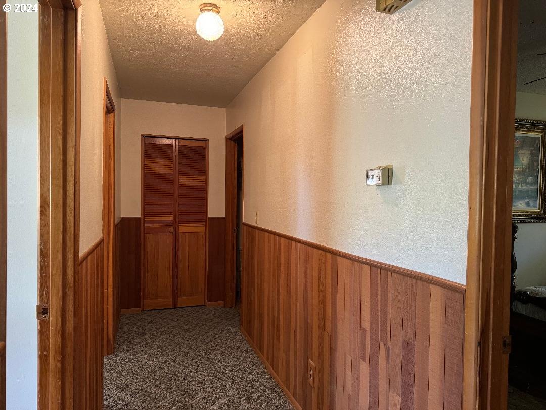3304 North Myrtle Road Myrtle Creek, OR 97457 - Photo 17 of 43 Gallery Image 17