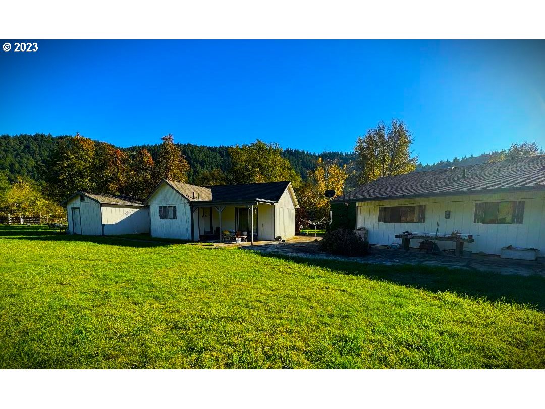 3304 North Myrtle Road Myrtle Creek, OR 97457 - Photo 24 of 43 Gallery Image 24