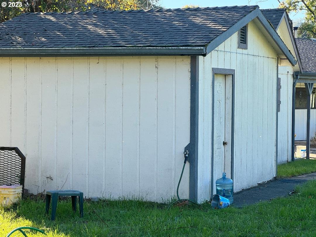 3304 North Myrtle Road Myrtle Creek, OR 97457 - Photo 35 of 43 Gallery Image 35