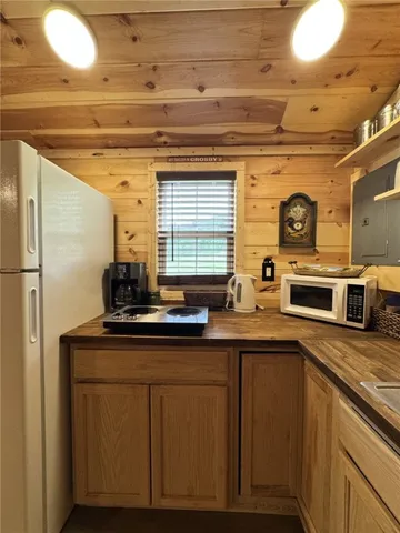 $112,900 | 179 White Hollow Road, Smethport, PA 16749