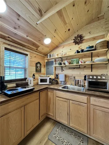 $112,900 | 179 White Hollow Road, Smethport, PA 16749