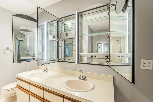 $325,000 | 531 Liberty Pointe Drive, Ann Arbor, MI 48103