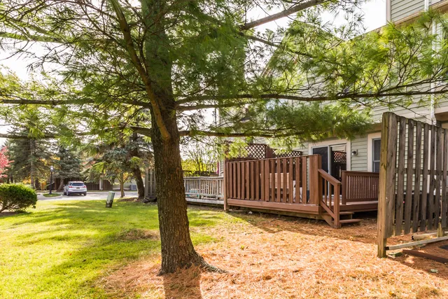 $325,000 | 531 Liberty Pointe Drive, Ann Arbor, MI 48103