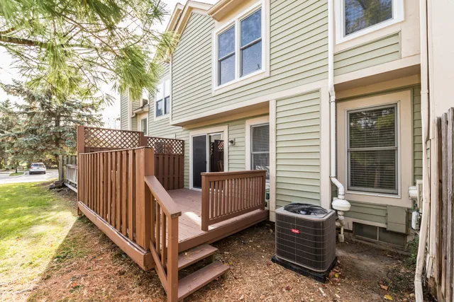 $325,000 | 531 Liberty Pointe Drive, Ann Arbor, MI 48103