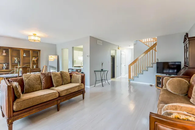 $325,000 | 531 Liberty Pointe Drive, Ann Arbor, MI 48103