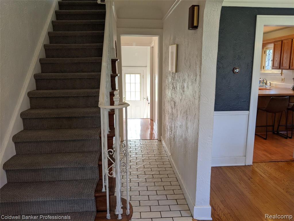 777 Barrington Road Detroit, MI 48215 - Photo 17 of 41