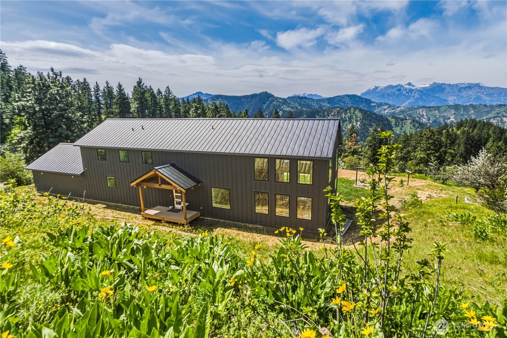 4723 Sky Meadows Road Cashmere, WA 98815 - Photo 3 of 40 Gallery Image 3