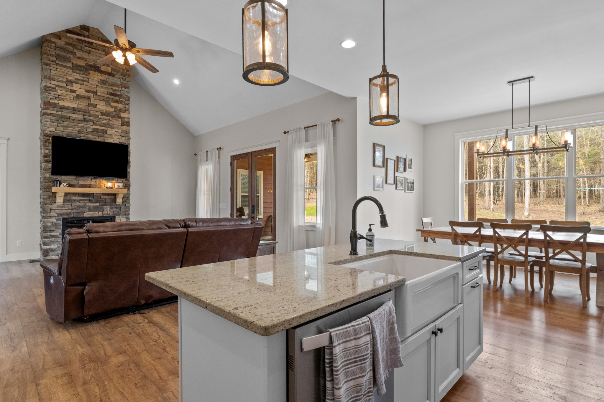 1055 Cheek Road Cumberland Furnace, TN 37051 - Photo 11 of 42 Gallery Image 11