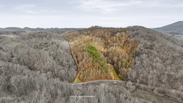 $949,900 | 158-168 County Road 484, Englewood, TN 37329