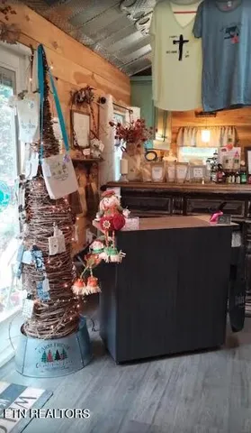 $949,900 | 158-168 County Road 484, Englewood, TN 37329