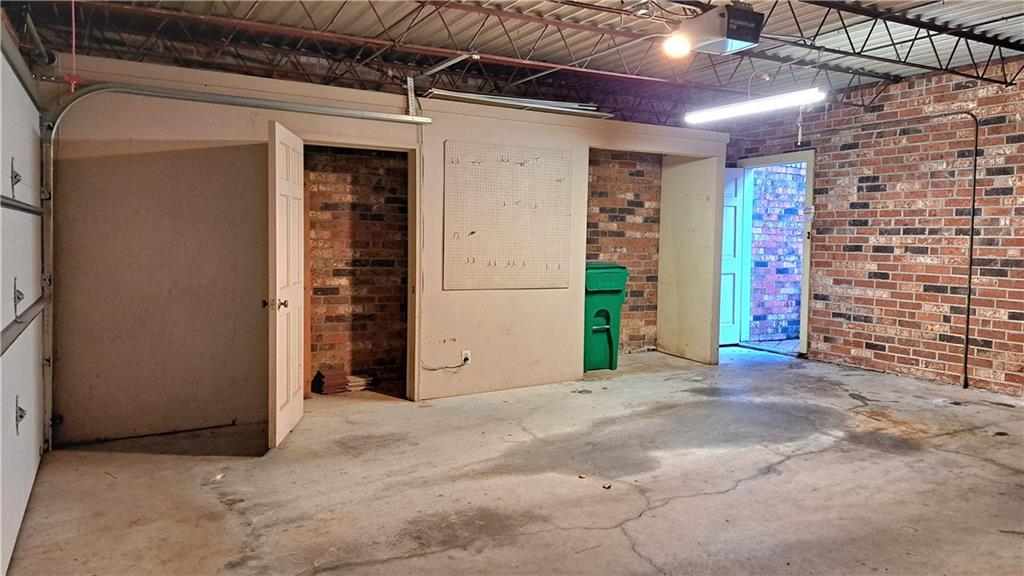 2376 Leafgate Road Decatur, GA 30033 - Photo 39 of 48