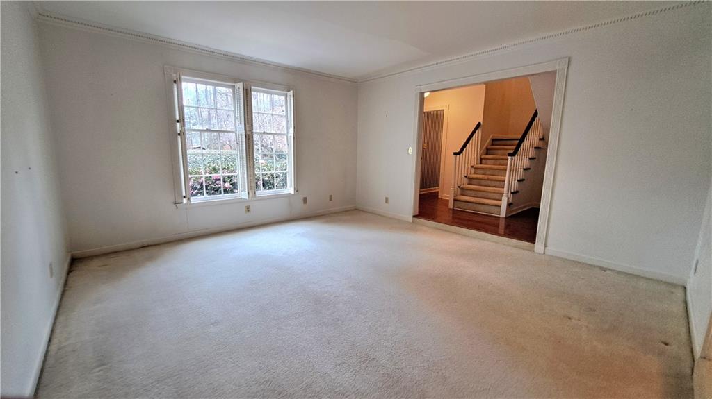 2376 Leafgate Road Decatur, GA 30033 - Photo 4 of 48