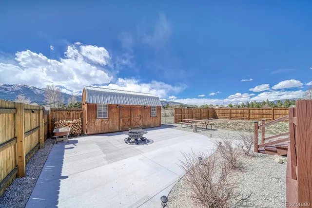 a view of a entryway