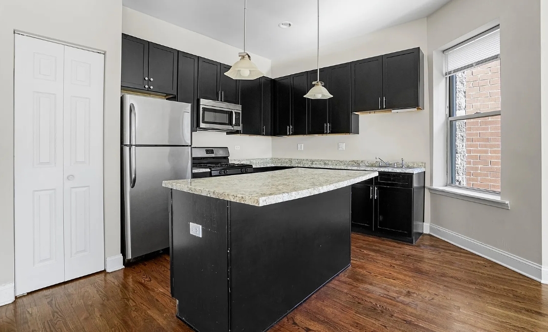 4542 South Indiana Avenue, Unit 2 Chicago, IL 60653 - Photo 6 of 16