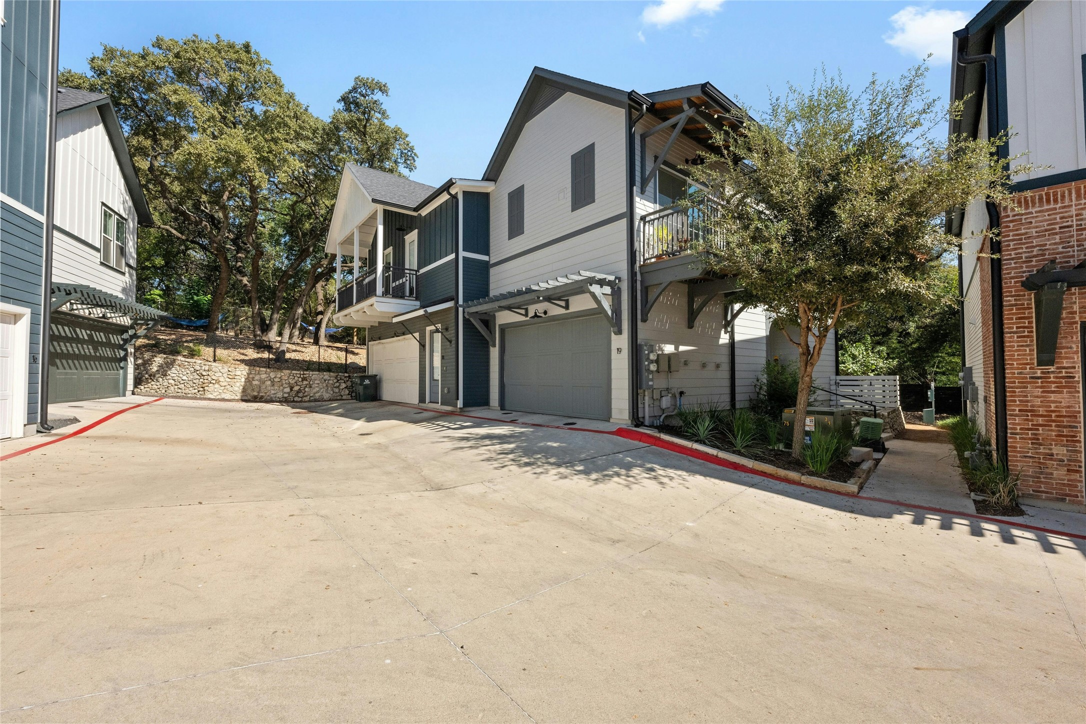 3809 Valley View Road, Unit 19 Austin, TX 78704 - Photo 2 of 30 Gallery Image 2