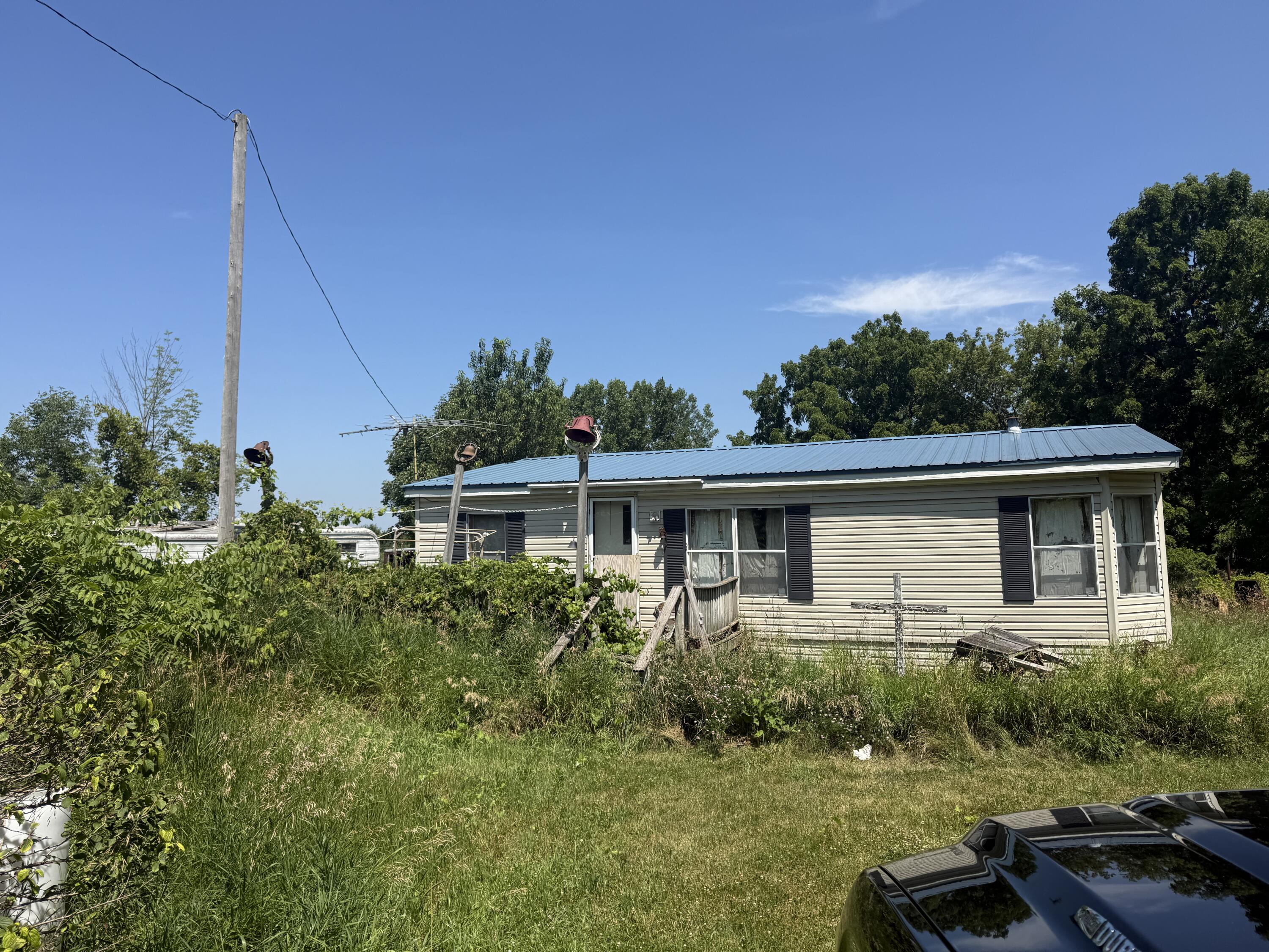 1713 West Sisson Road Hastings, MI 49058 - Photo 2 of 5 IMG_8832