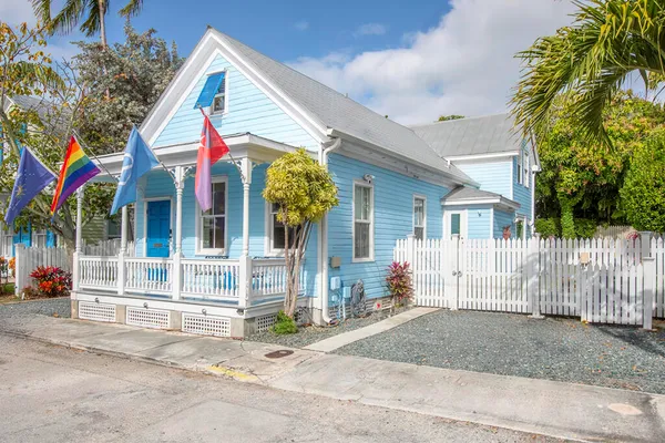 $2,695,000 | 525 Louisa Street, Key West, FL 33040