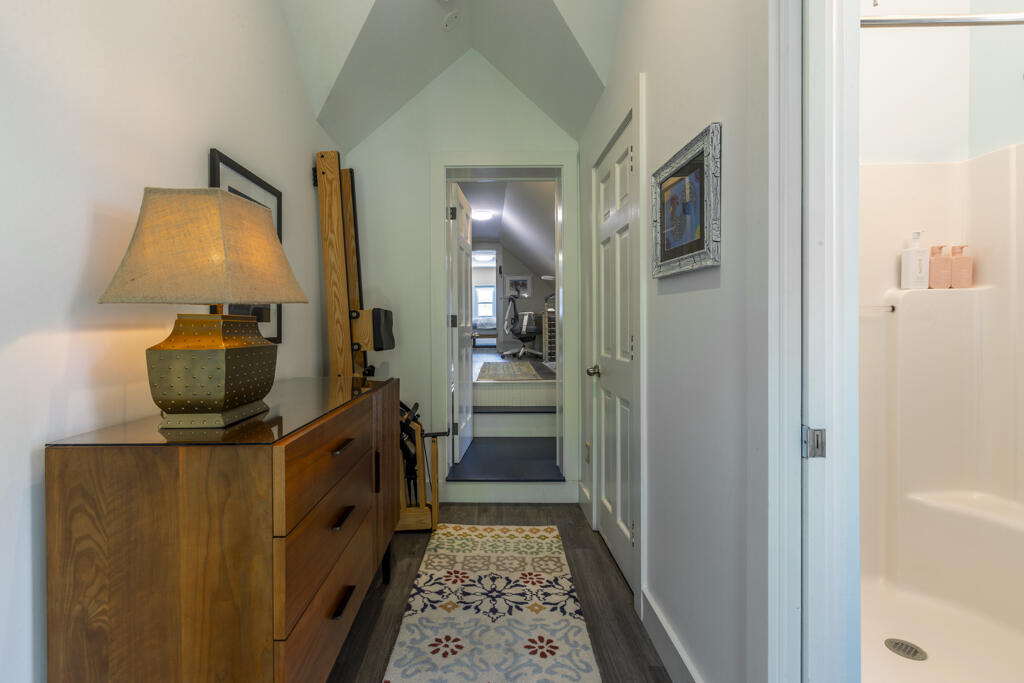 525 Louisa Street Key West, FL 33040 - Photo 24 of 43 525 Louisa Medium--46