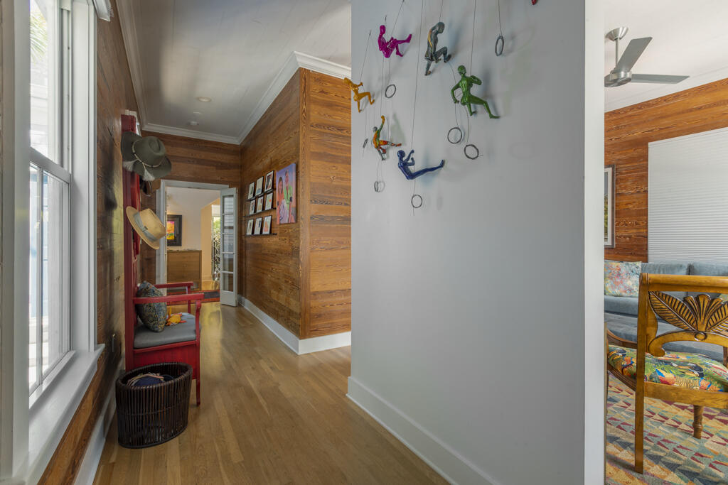 525 Louisa Street Key West, FL 33040 - Photo 28 of 43 525 Louisa Medium--50