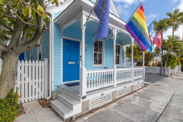 $2,825,000 | 525 Louisa Street, Key West, FL 33040