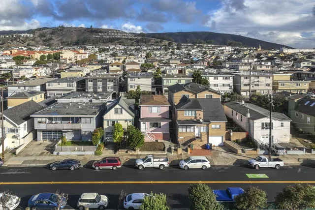 $988,000 | 564 Railroad Avenue, South San Francisco, CA 94080