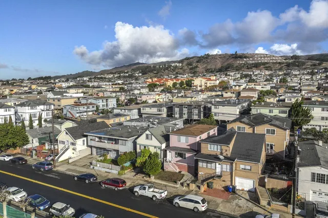 $988,000 | 564 Railroad Avenue, South San Francisco, CA 94080