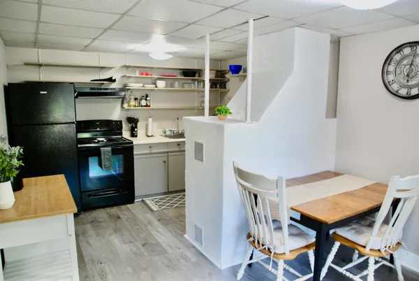 $1,800 | 285 East Side Drive, Concord, NH 03301