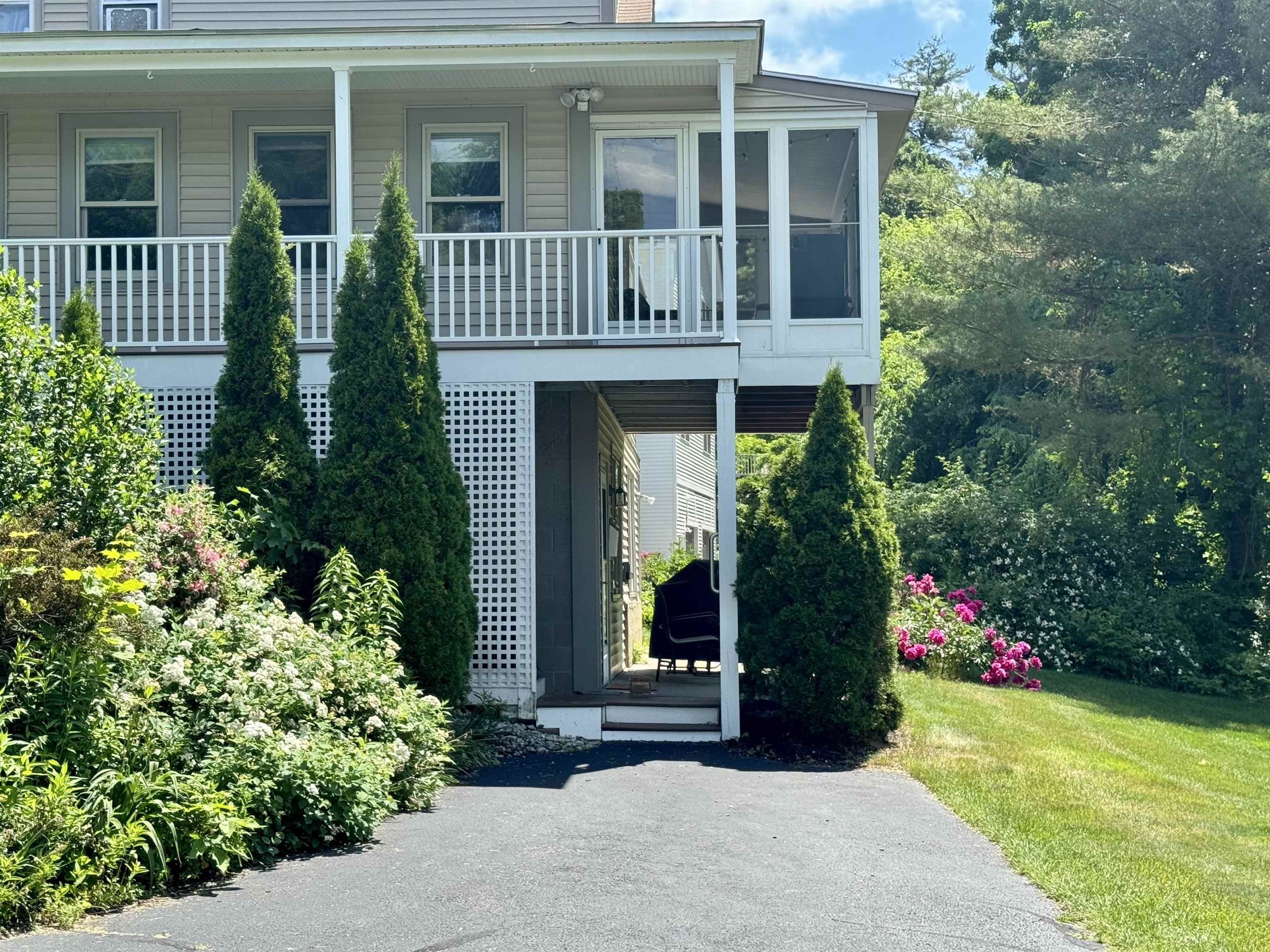 285 East Side Drive Concord, NH 03301 - Photo 6 of 19