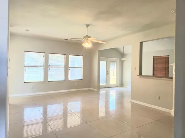 $285,000 | 2947 Appaloosa Drive, Dallas, TX 75237