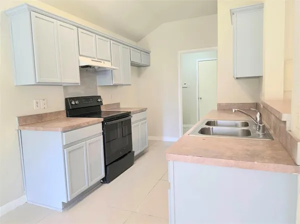 $285,000 | 2947 Appaloosa Drive, Dallas, TX 75237
