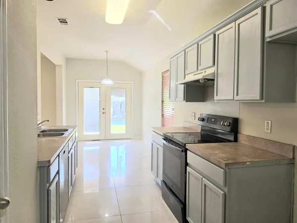 $285,000 | 2947 Appaloosa Drive, Dallas, TX 75237